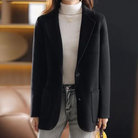 Scarina | Women’s Tailored Wool Blend Blazer