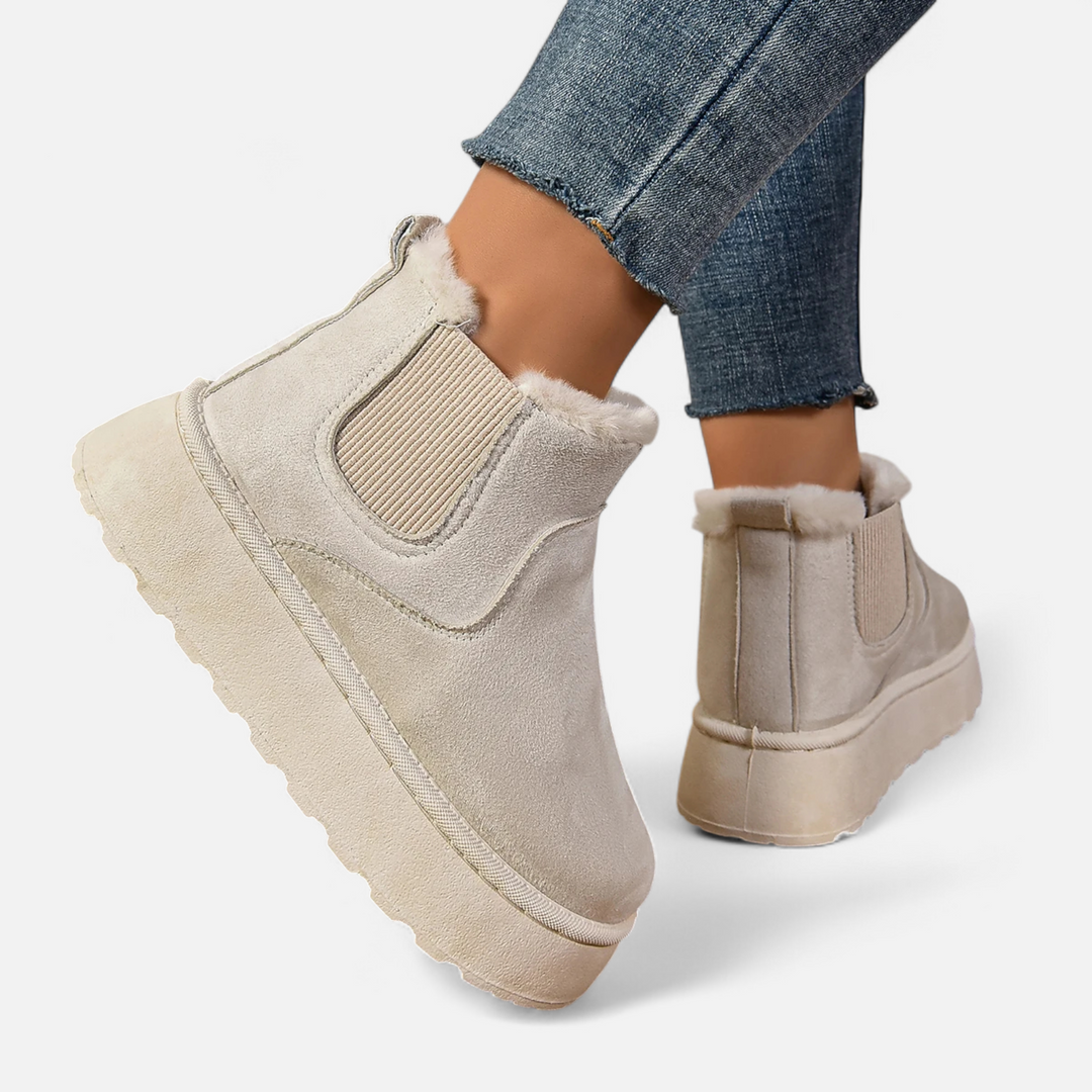 Elvaria | Women’s Chelsea Ankle Boots