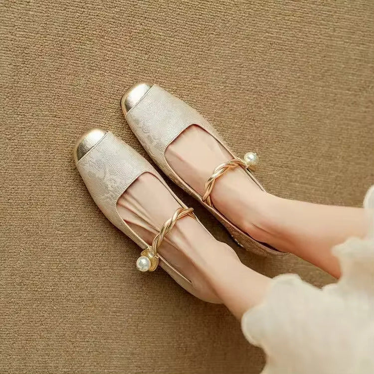 Elena | Women’s Vintage Twisted Strap Block Heel Pumps