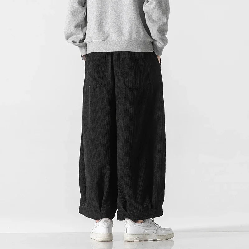 Alberto | Men’s Oversized Pleated Corduroy Pants