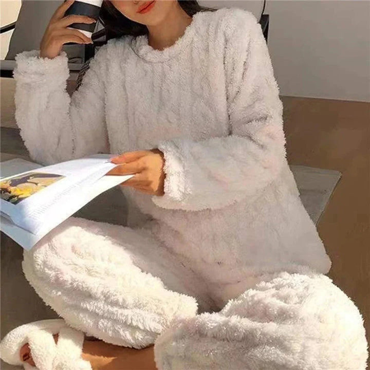 Serenila | Women’s Cable Knit Pajama Set
